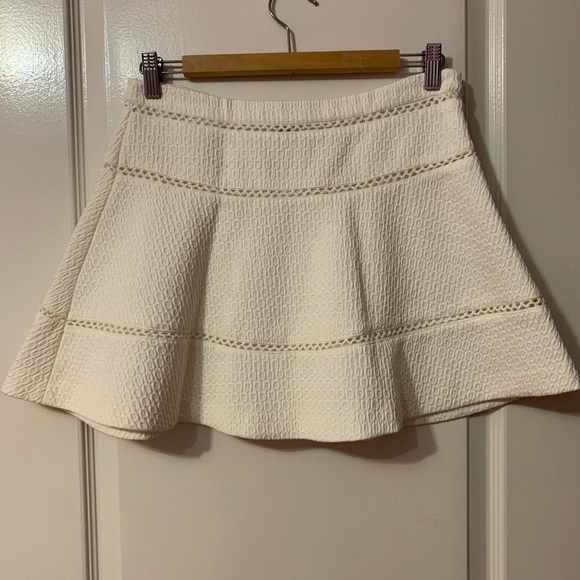 BOGO 🚨 Banana Republic Skirt - Picture 3 of 4